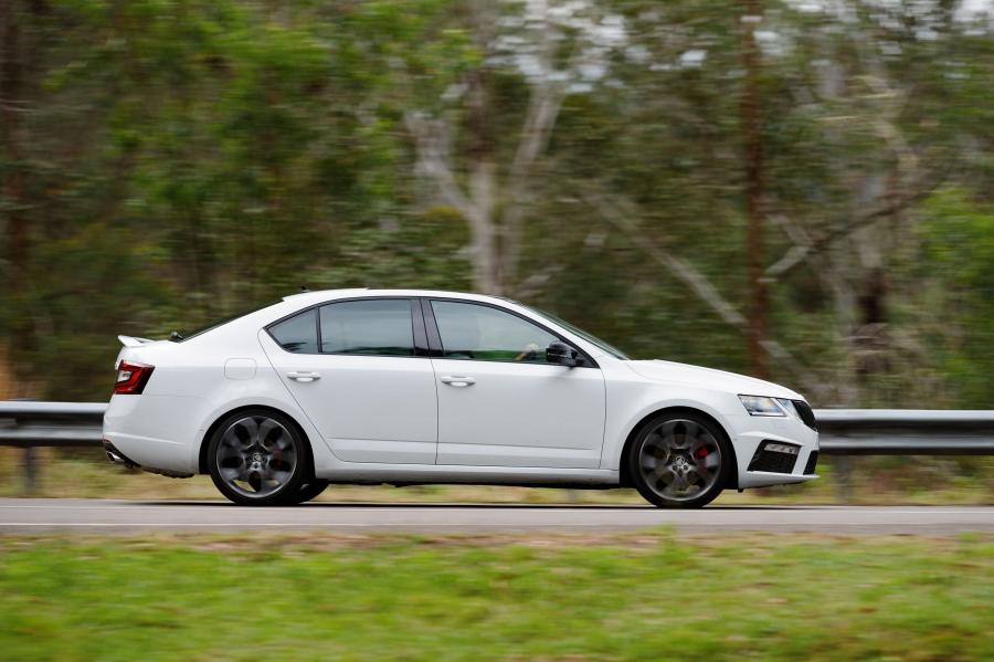  Skoda Octavia RS 245 (5E) 2017 года  (AU) (фото 11 из 40)